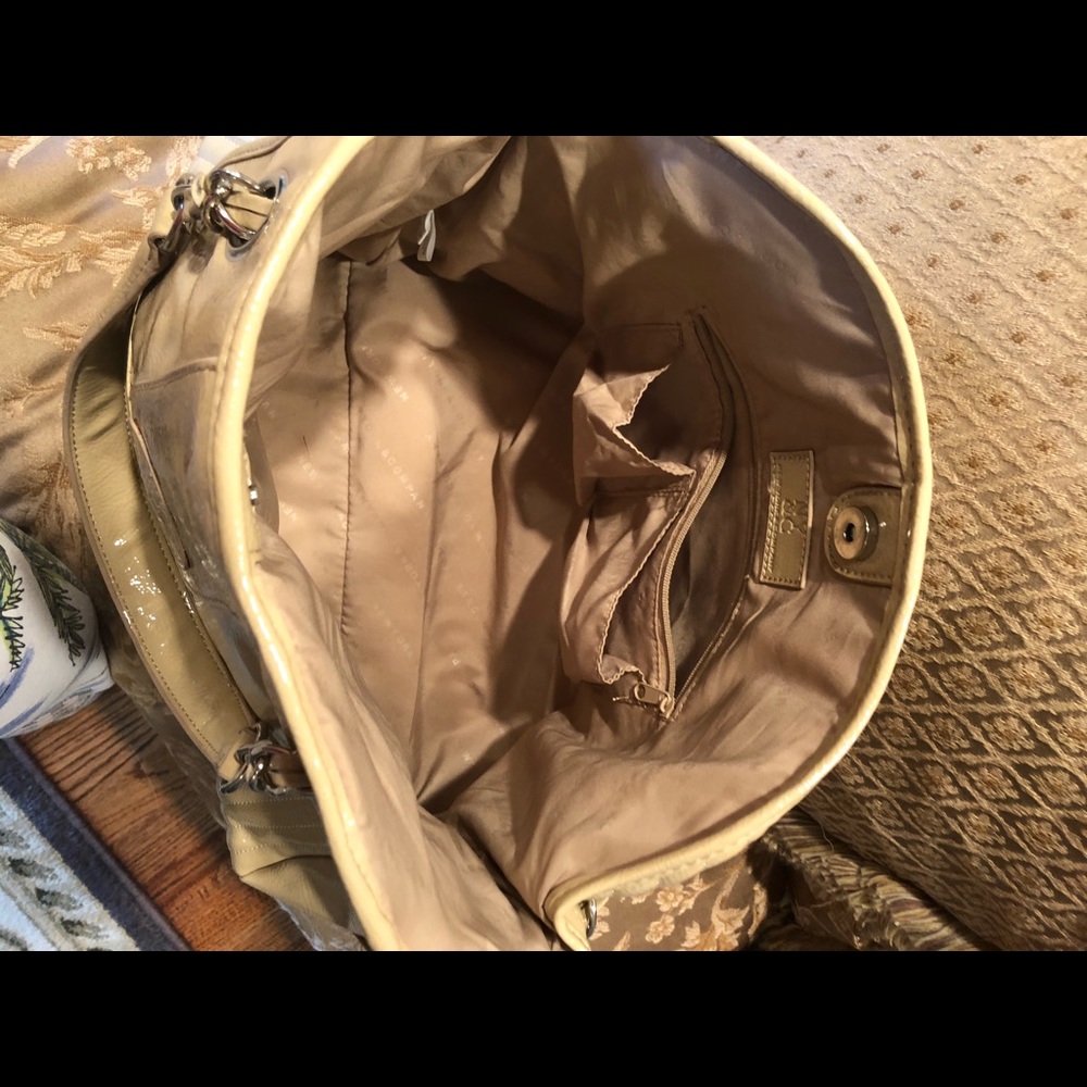 Excellent condition New York & Company Handbag - Picture 3 of 5